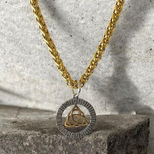 Men's hypoallergenic 316L Stainless Steel Celtic Trinity Pendant Necklace